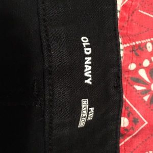 2 pairs of these pants